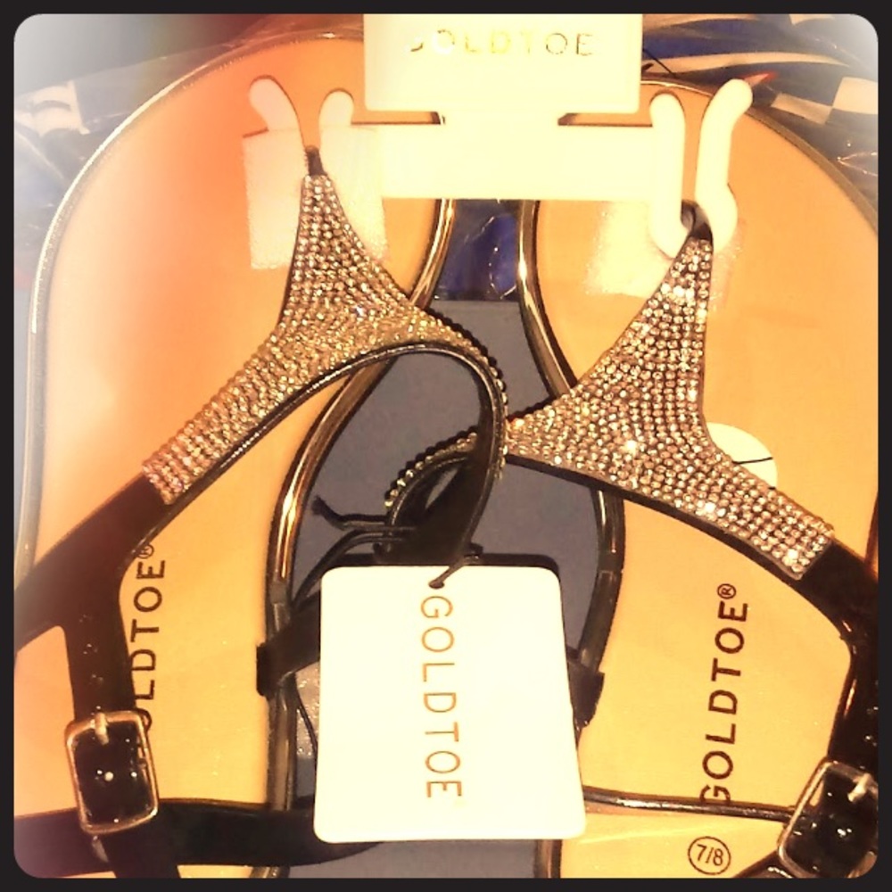 Sparkly women sandals!